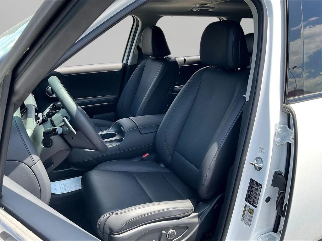 New 2026 White Hyundai Limited image 26