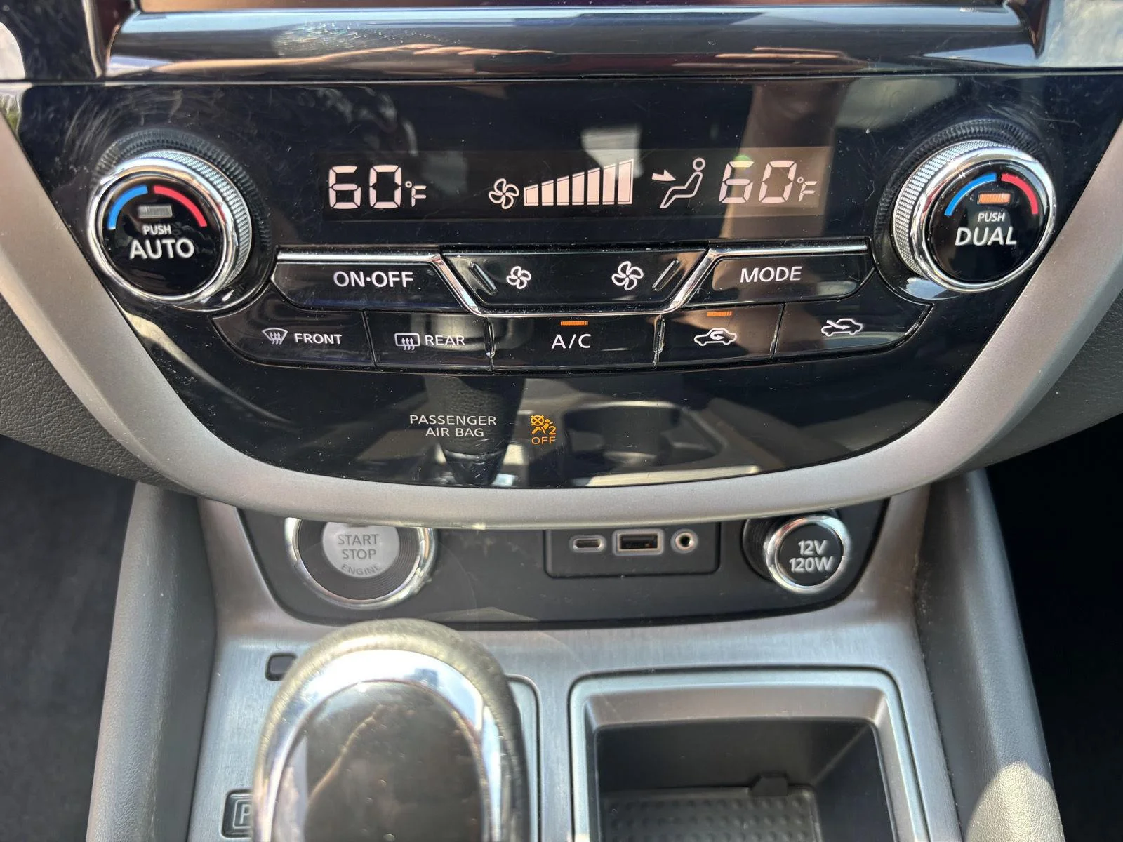Used 2023  Nissan SV image 34