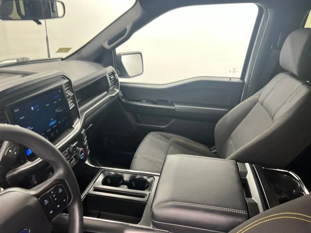 Used 2025 White Ford LOBO image 21