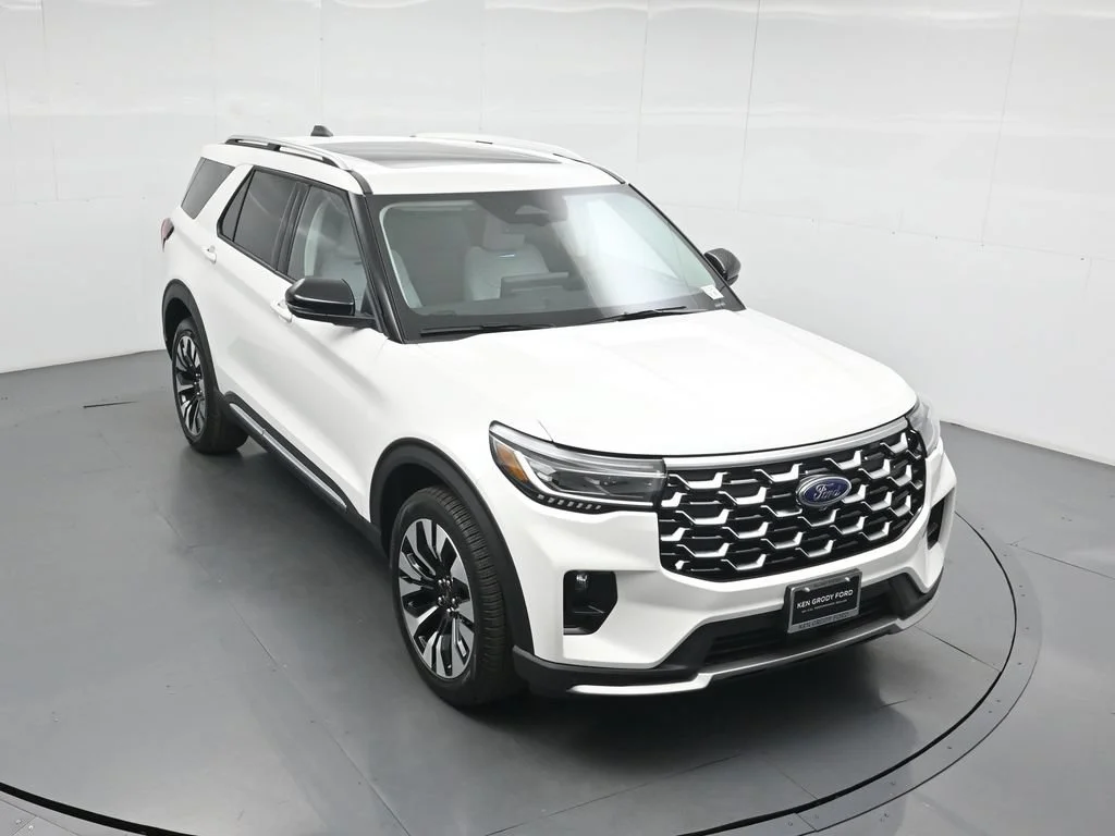 New 2026 White Ford Platinum image 35