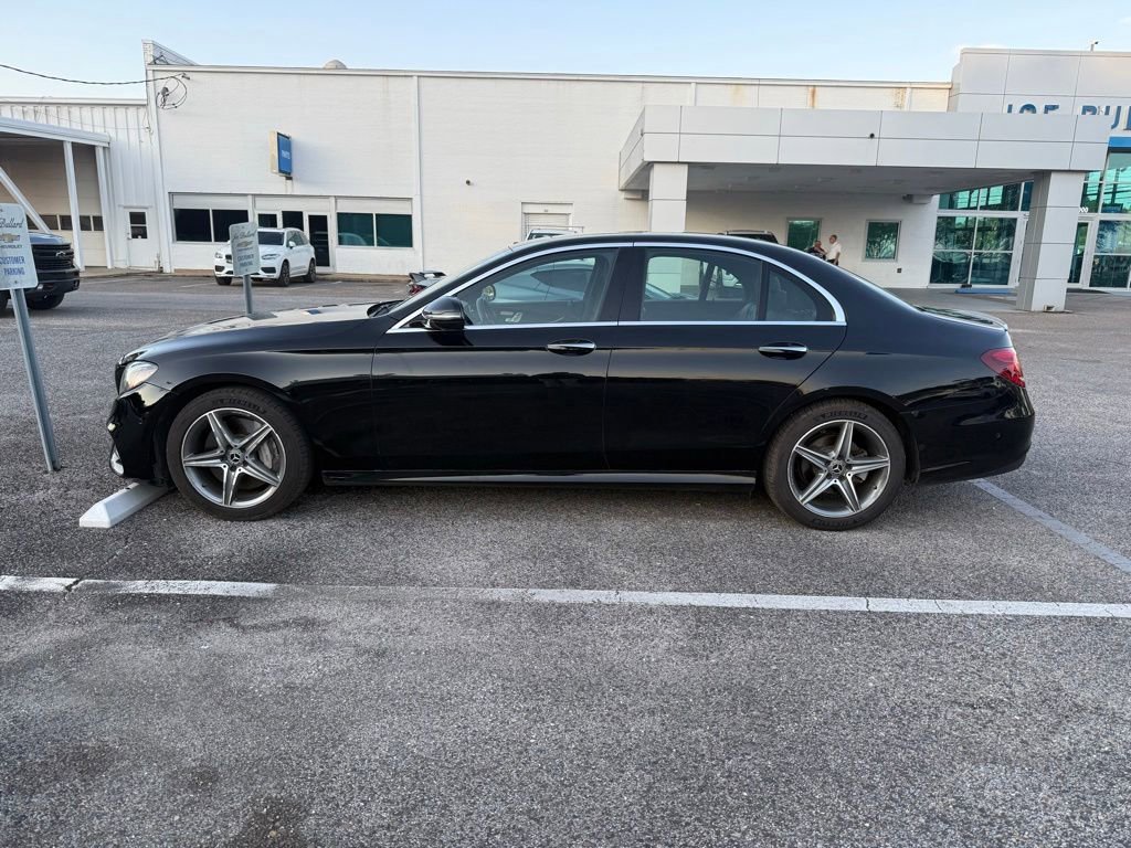 2018 Mercedes-Benz E-Class E300's photo