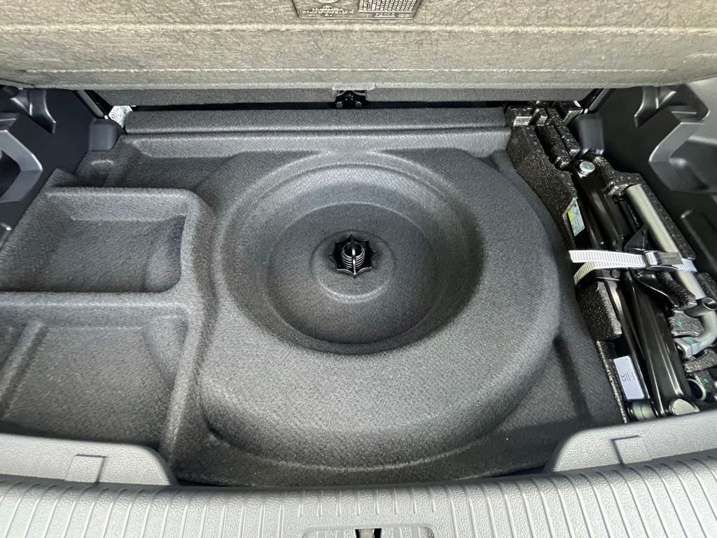 New 2026 Green Volkswagen 2.0T SEL image 28