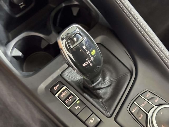 Used 2020 White BMW xDrive28i image 31