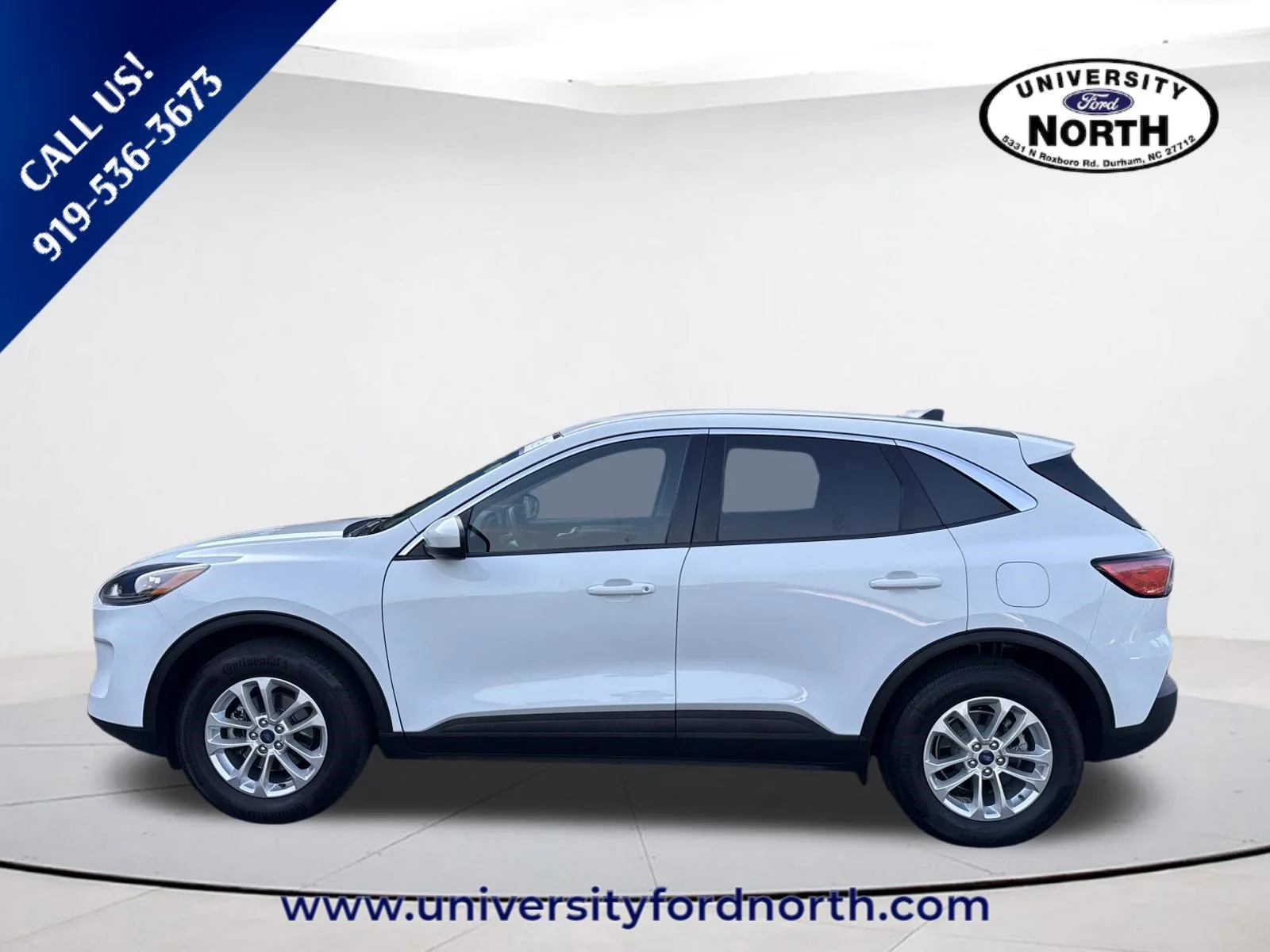 Used 2021 Oxford White Ford SE image 4