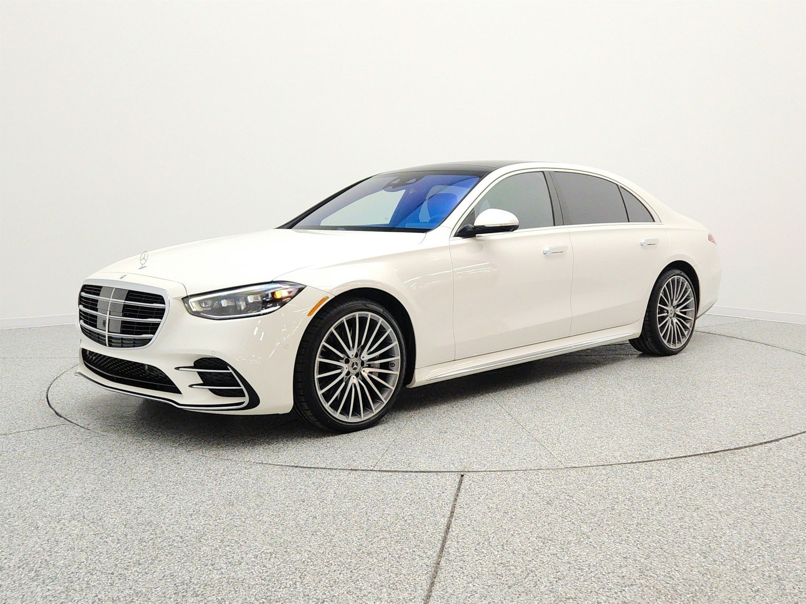 2022 Mercedes-Benz S-Class S 580 4MATIC's photo