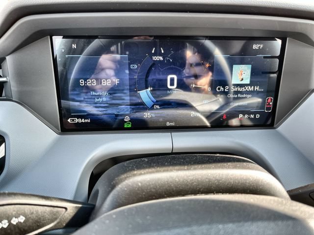 2027 Chevrolet Bolt RS - 10
