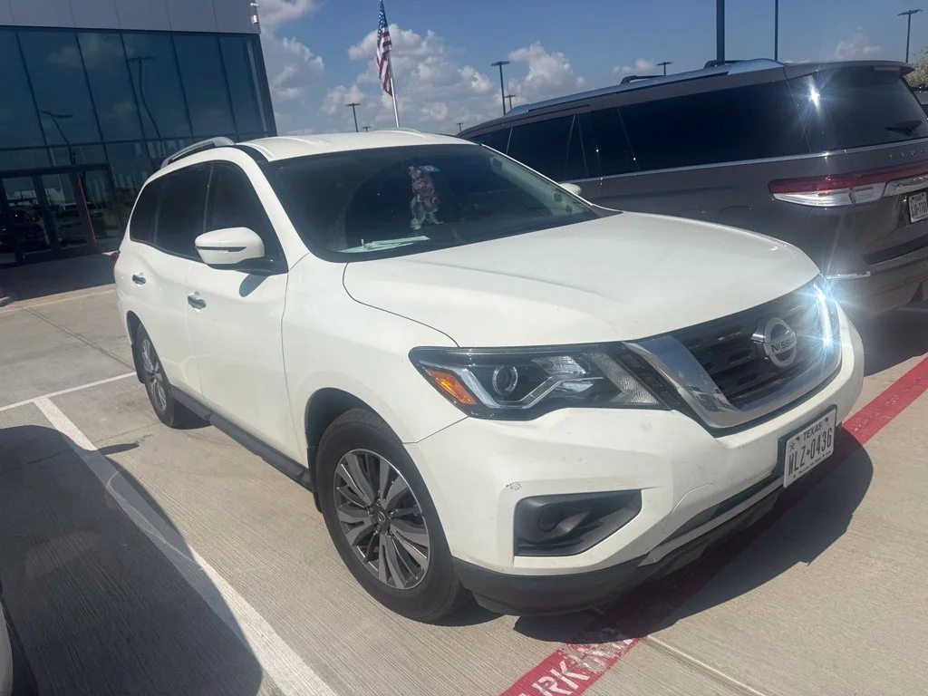Used 2020 White Nissan S image 2