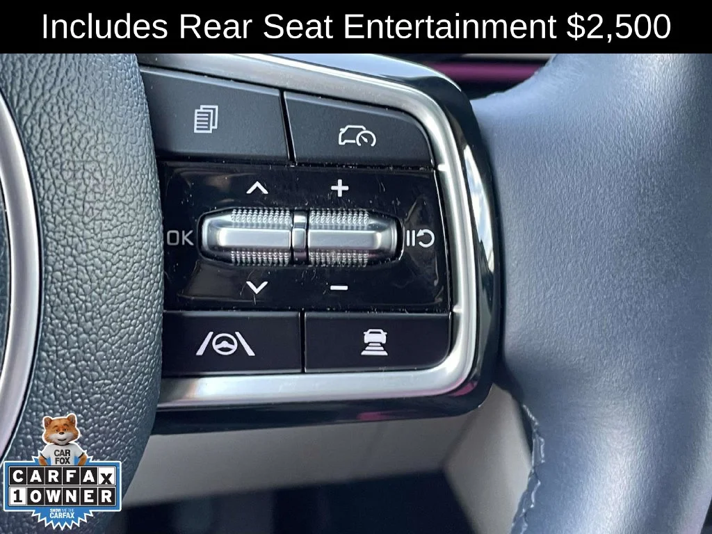 Used 2025 White Kia SX Prestige image 23