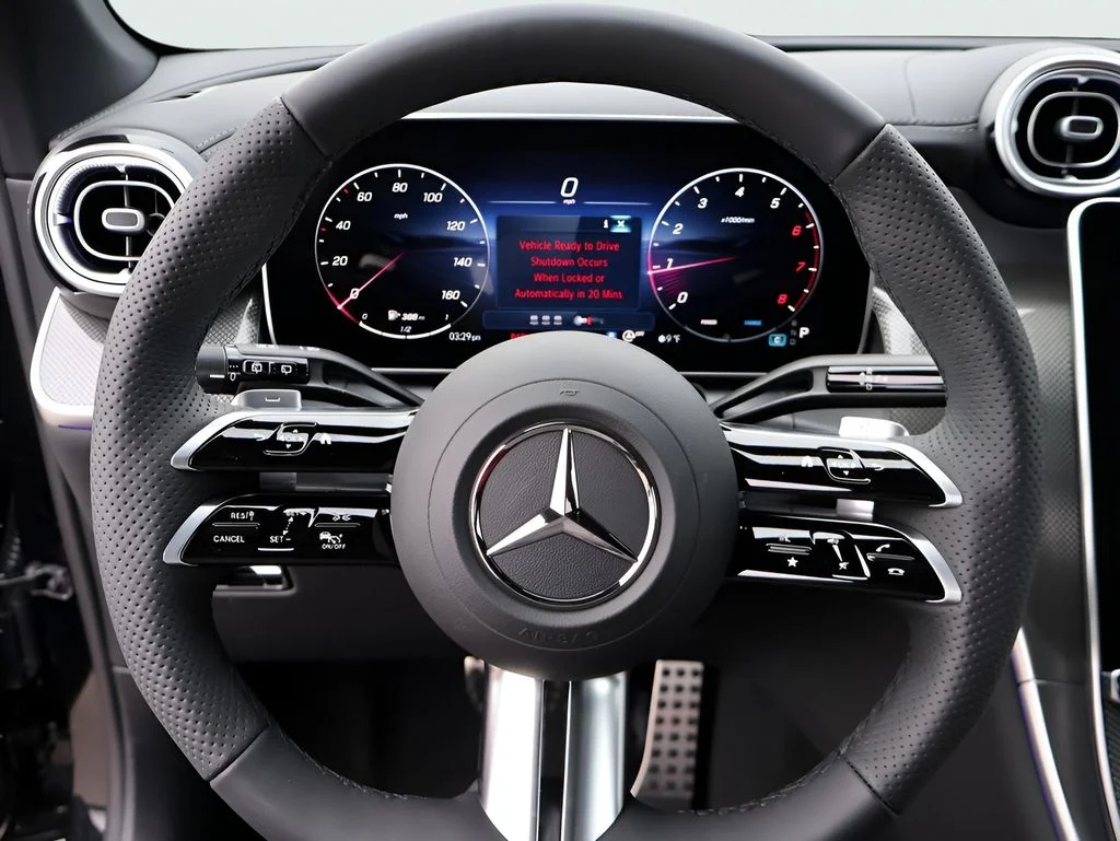 New 2026 Obsidian Black Metallic Mercedes-Benz GLC 300 image 32