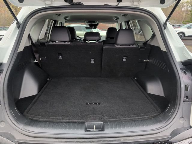 Certified Used 2024 White Kia X-Line image 26