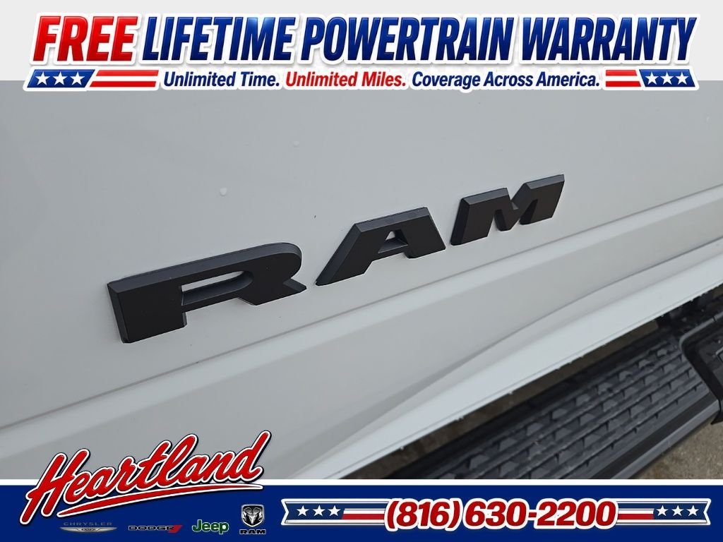 New 2026 Bright White Clear-Coat Exterior Paint RAM Big Horn image 22