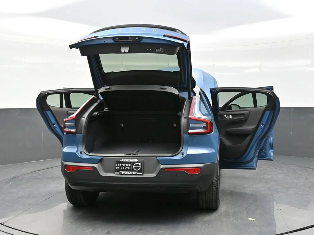 Certified Used 2022 Blue Volvo Ultimate image 36
