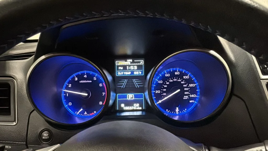 Used 2018 Blue Subaru 2.5i image 17