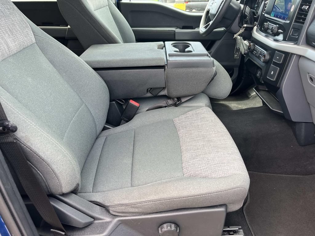 Used 2023 Blue Ford XLT image 19