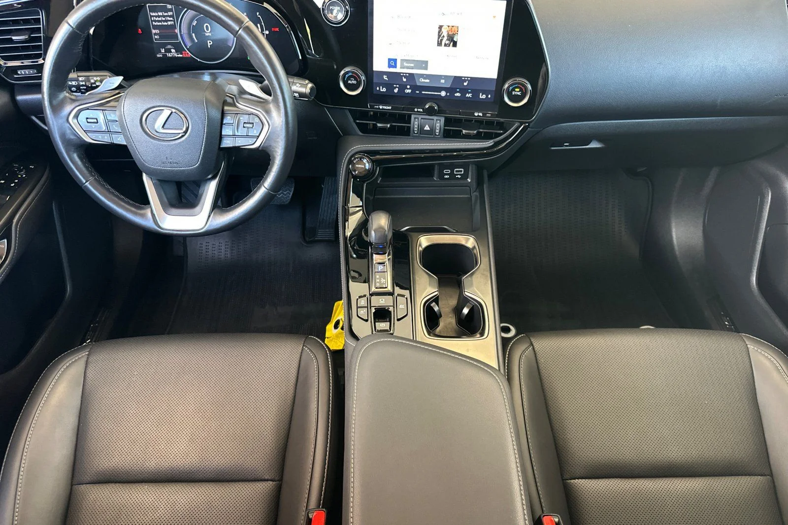 Used 2025 White Pearl Lexus 350h Base image 10