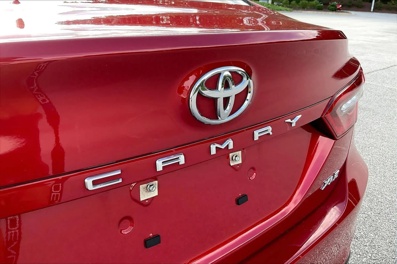 Used 2023 Supersonic Red Toyota XLE image 31