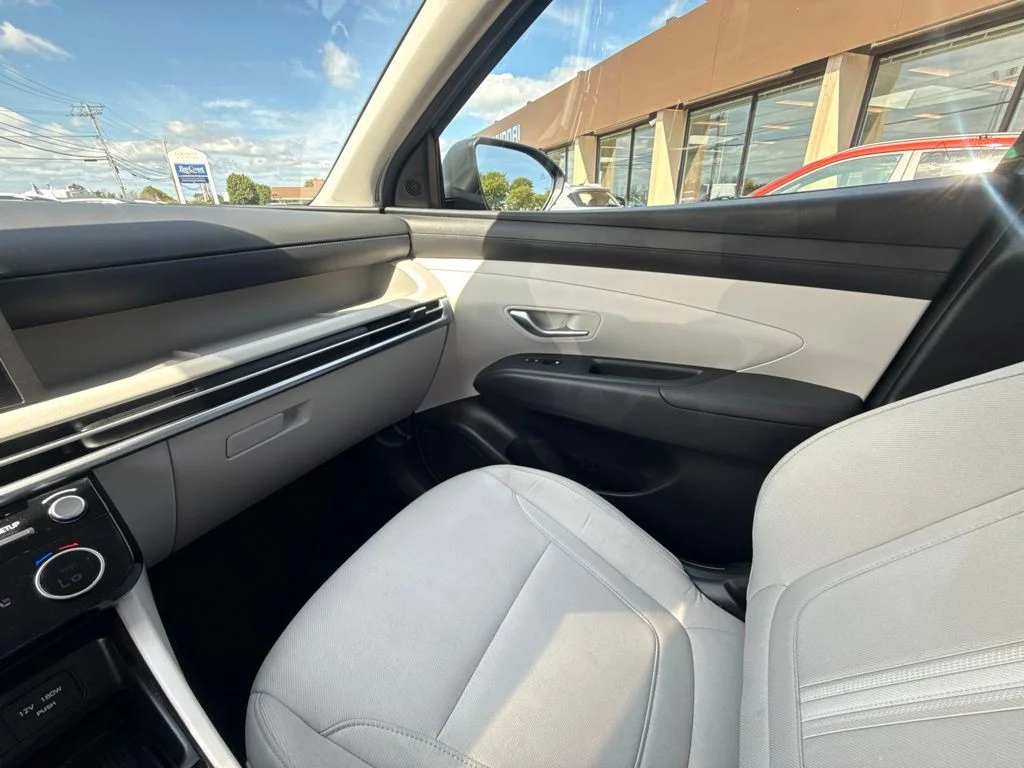 Used 2025 Gray Hyundai SEL image 25