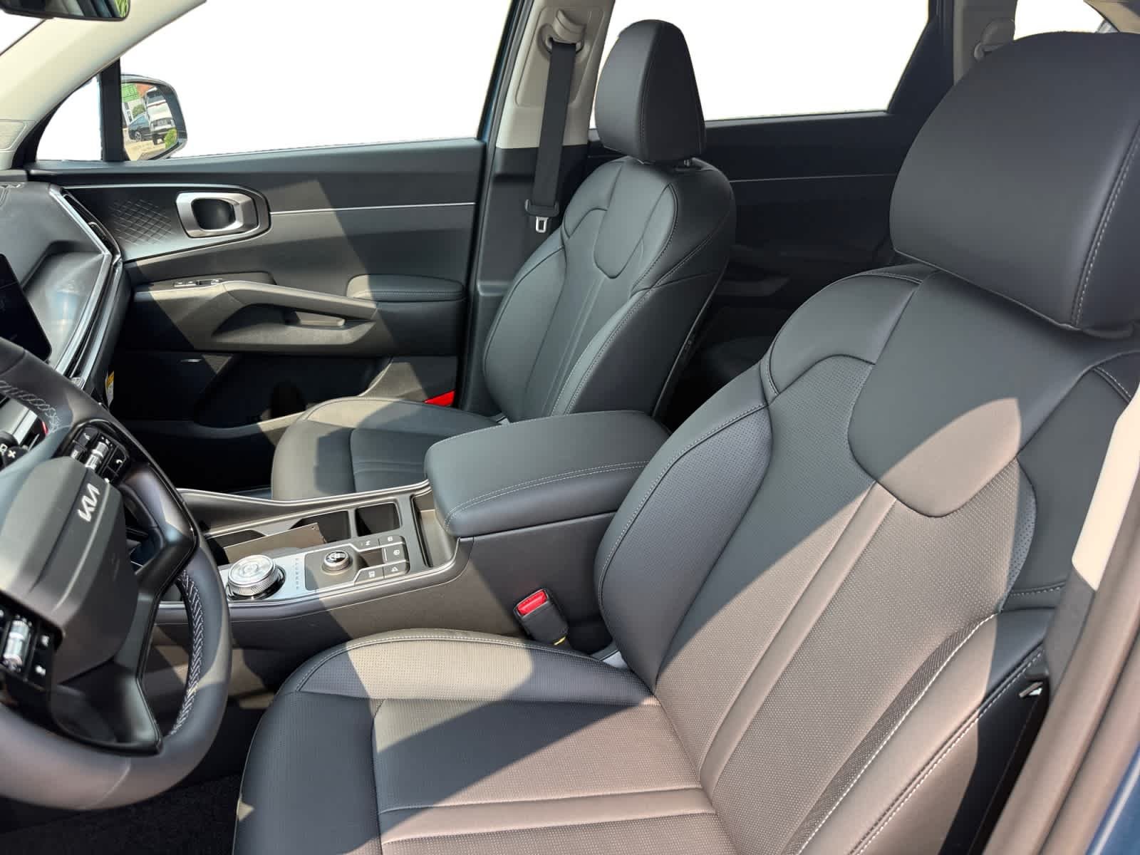 New 2026 Mineral Blue Kia EX image 11