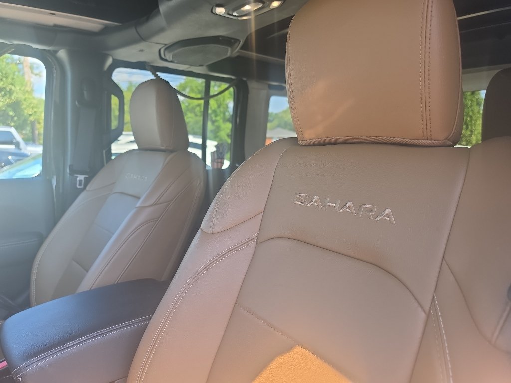 Certified Used 2023 Sarge Green Clearcoat Jeep Sahara image 8