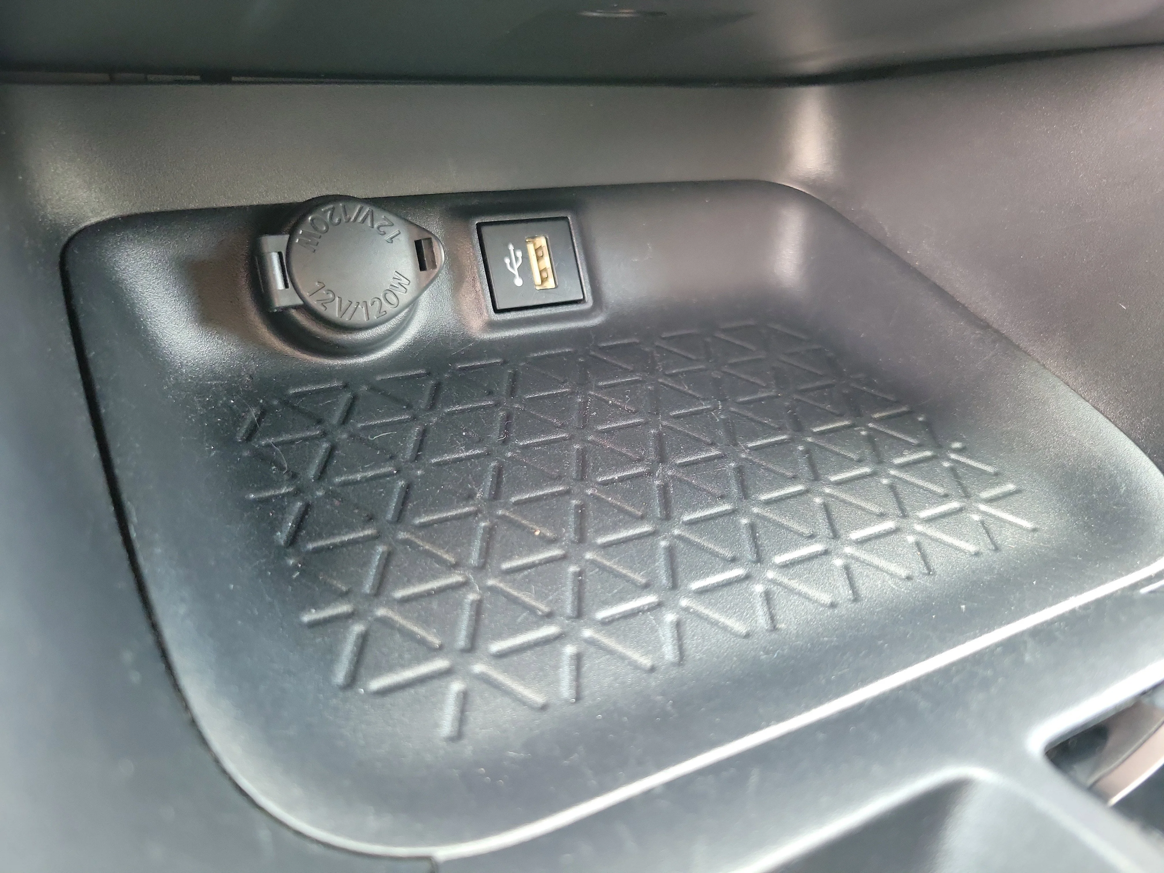 Used 2025 Silver Toyota Hybrid LE image 11