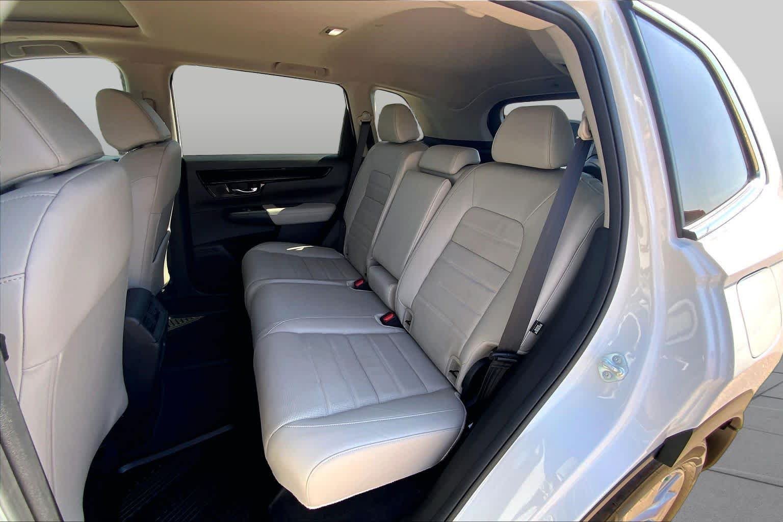 Certified Used 2023 Platinum White Pearl Honda EX-L image 21