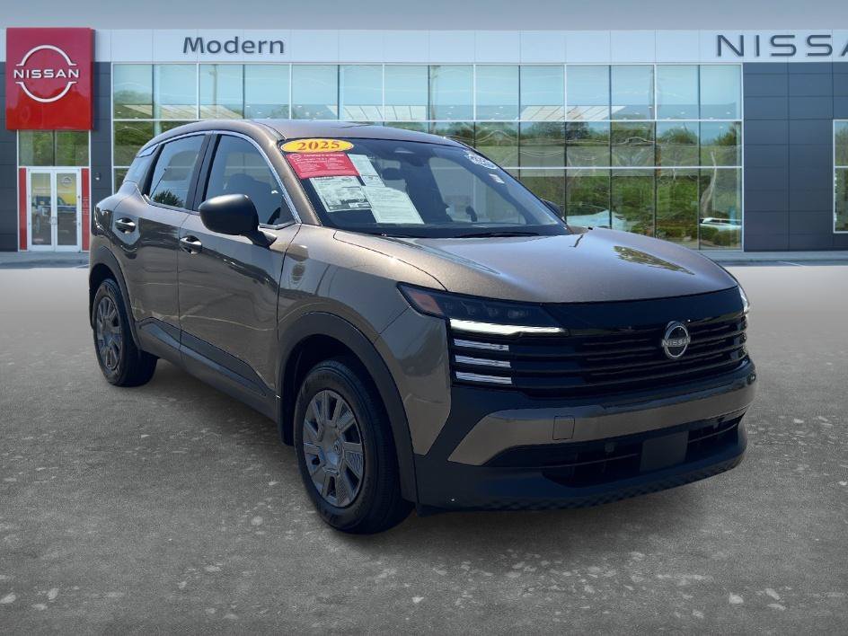 Certified Used 2025 Canyon Bronze Metallic Nissan S image 3
