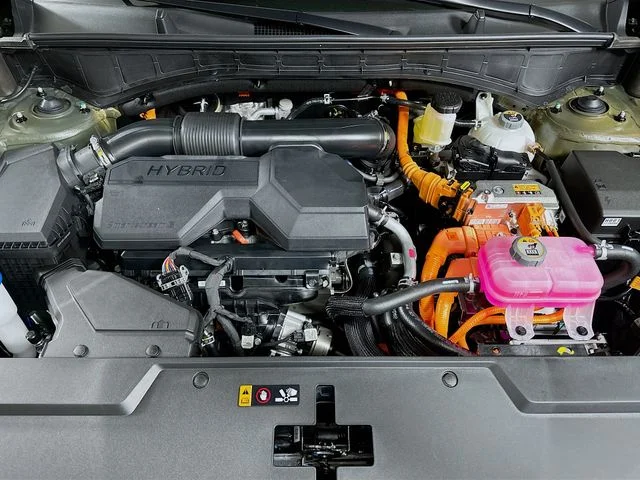 New 2026 Hyundai SANTA FE HYBRID SEL