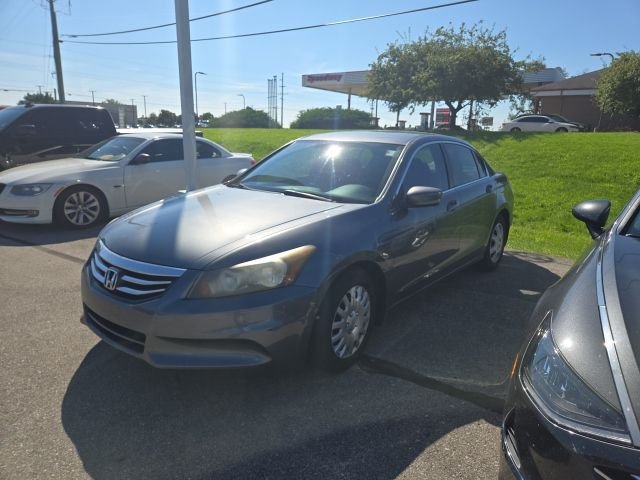 Used 2011 Gray Honda LX image 3