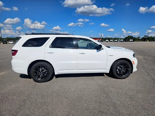 New 2027 White Knuckle Clear-Coat Exterior Paint Dodge GT image 6