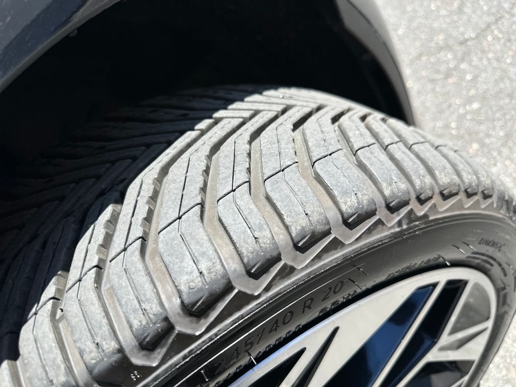 Certified Used 2023 Black Hyundai SEL image 18