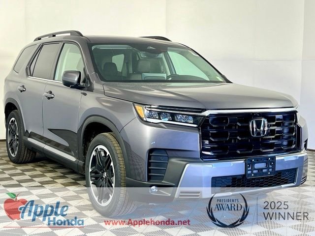 2026 Honda Pilot AWD Touring Blackout