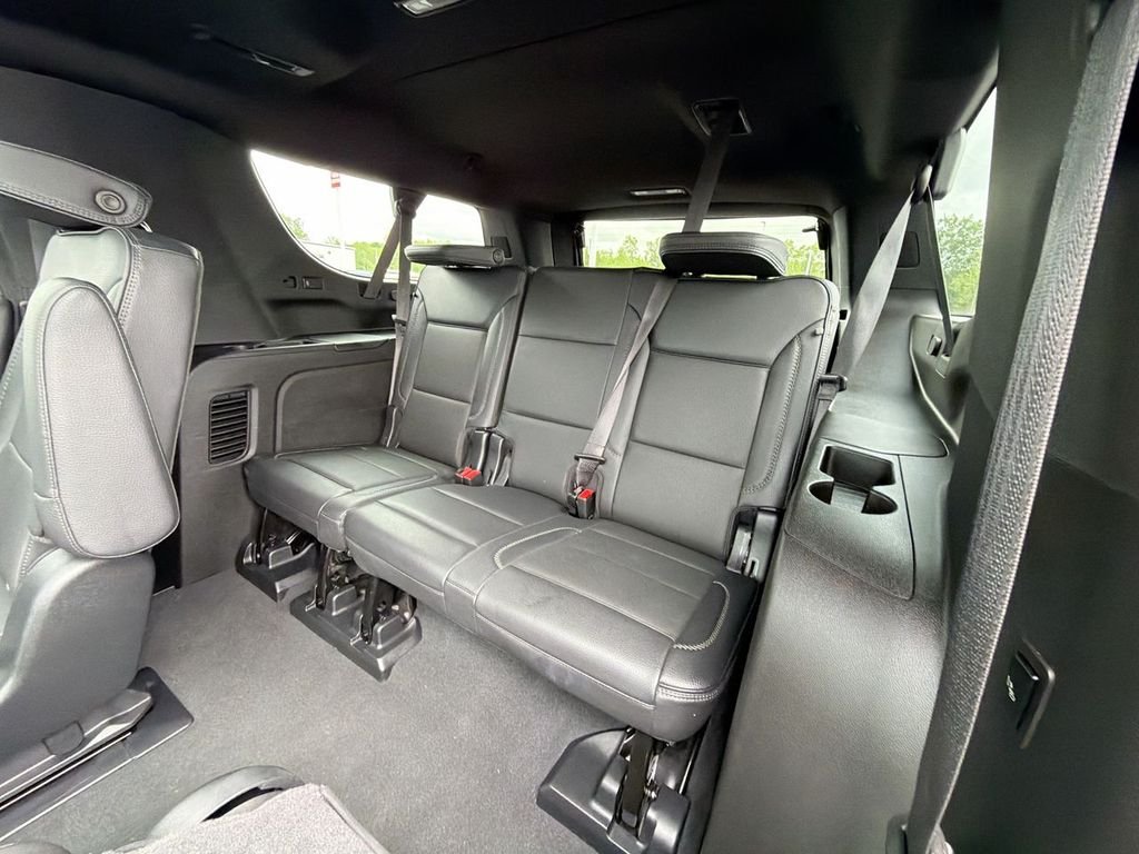 Used 2023 Red GMC Denali image 31