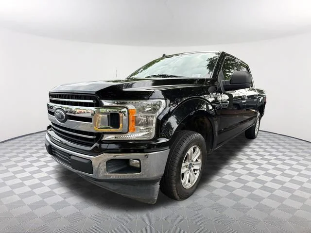 Used 2020 Black Ford XL image 1