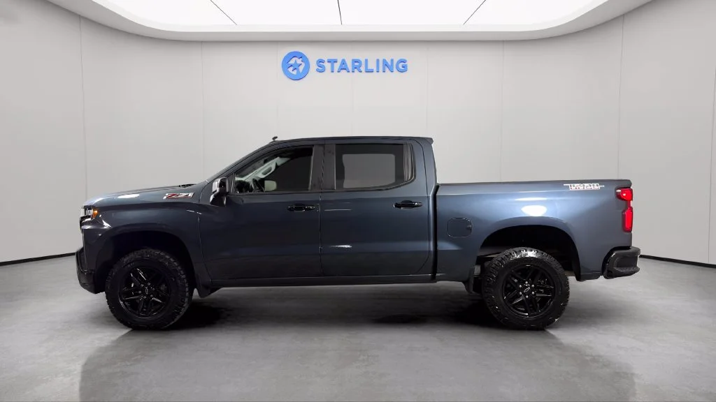 Used 2021 SHADOW GRAY METALLIC Chevrolet LT Trail Boss image 3