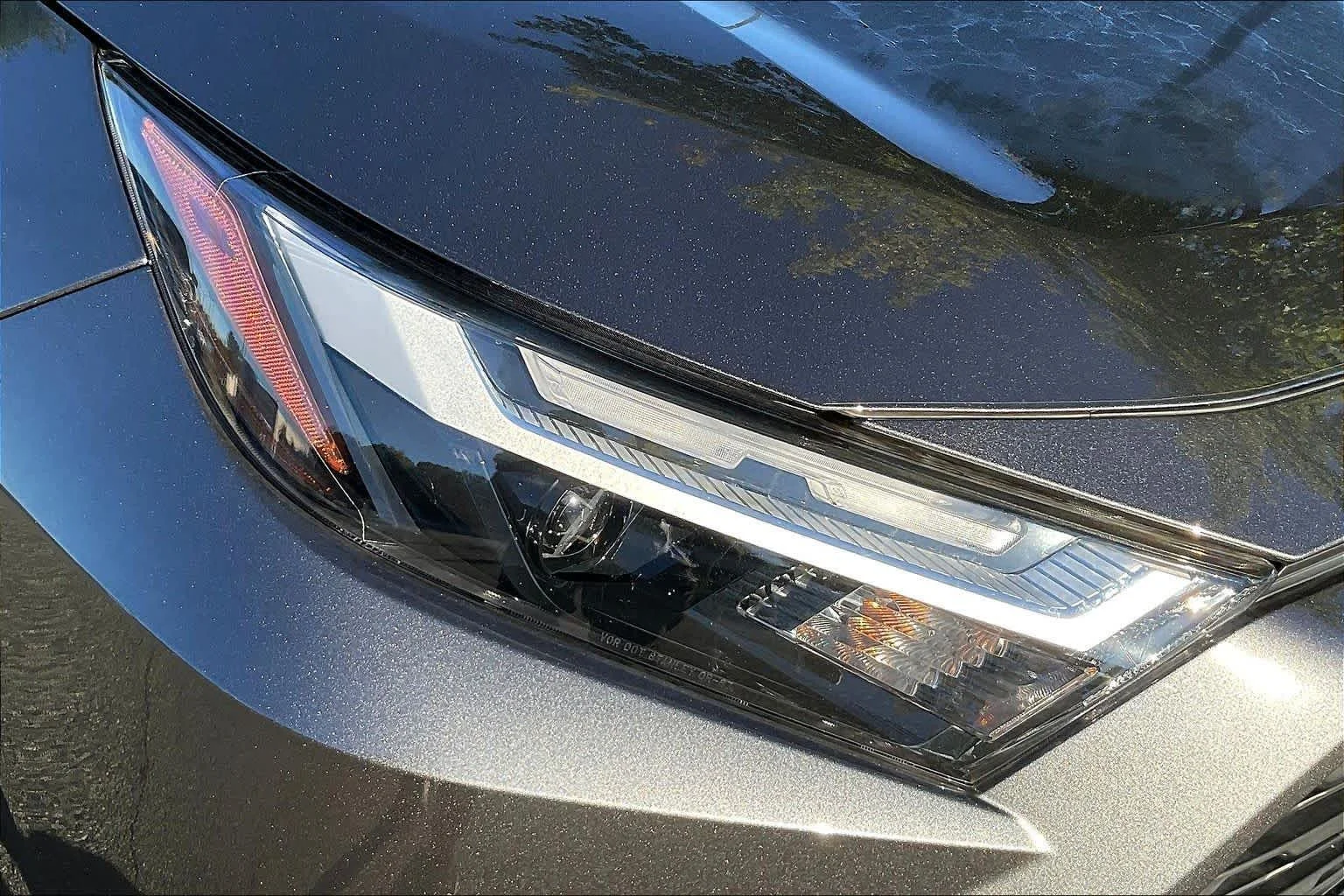 Used 2025 Magnetic Gray Metallic Toyota XLE Premium image 28