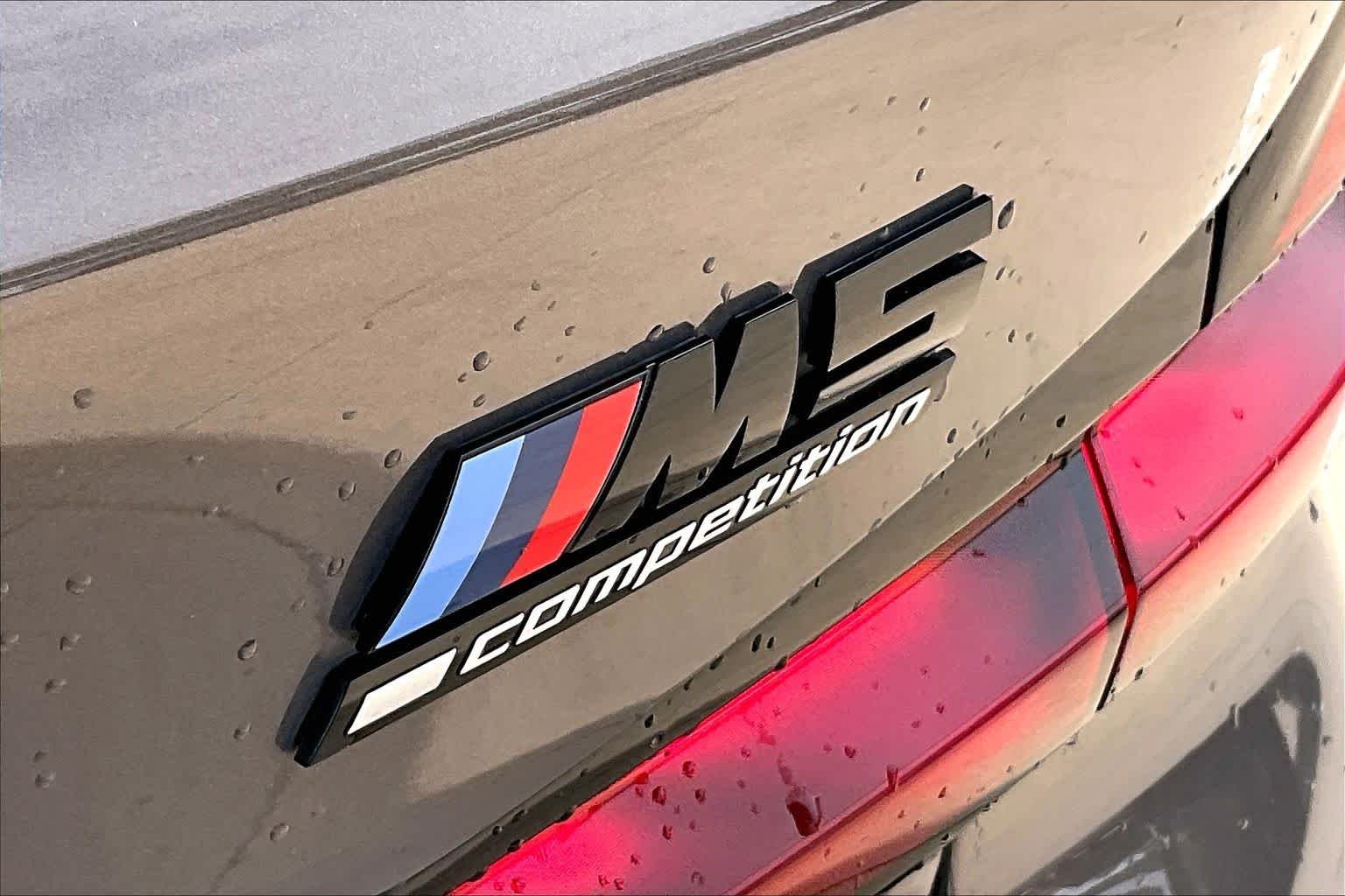Used 2023 Alvite Grey Metallic BMW  image 31