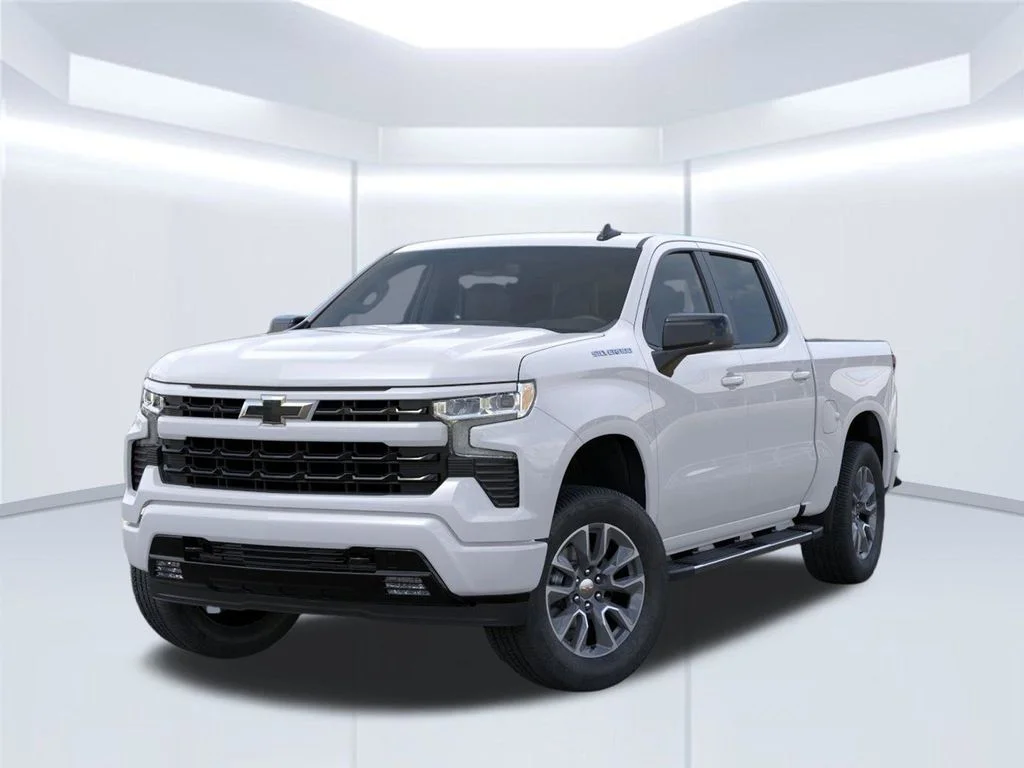New 2026 White Chevrolet RST image 2