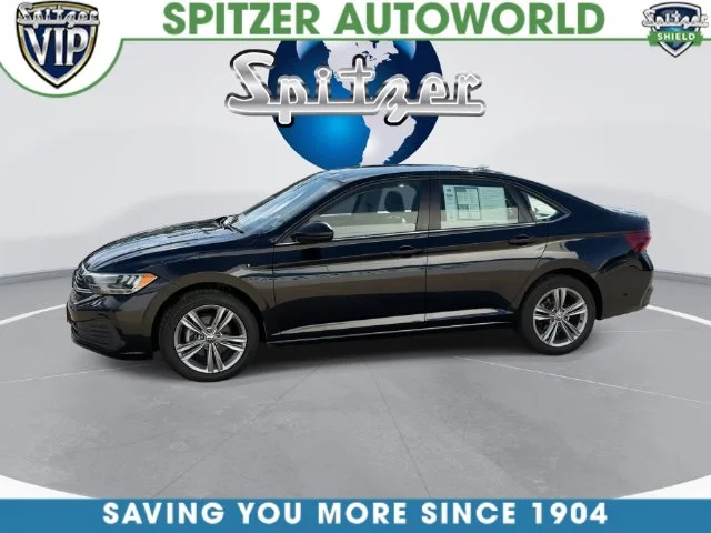 Certified Used 2024  Volkswagen 1.5T SE image 8