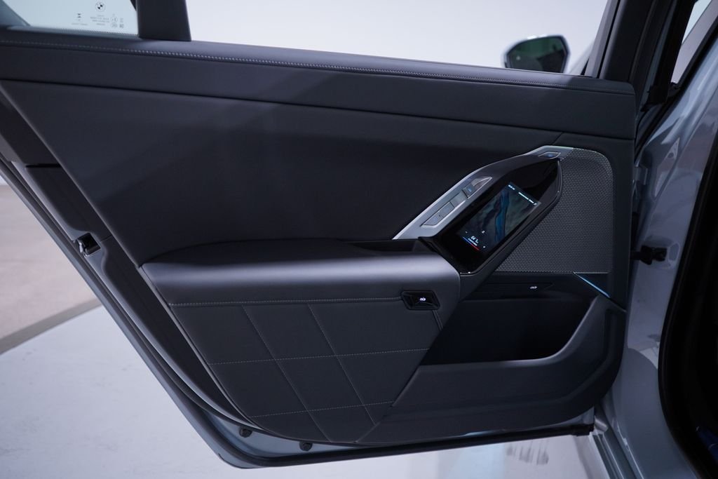 New 2026 Gray Metallic BMW 760i xDrive image 14