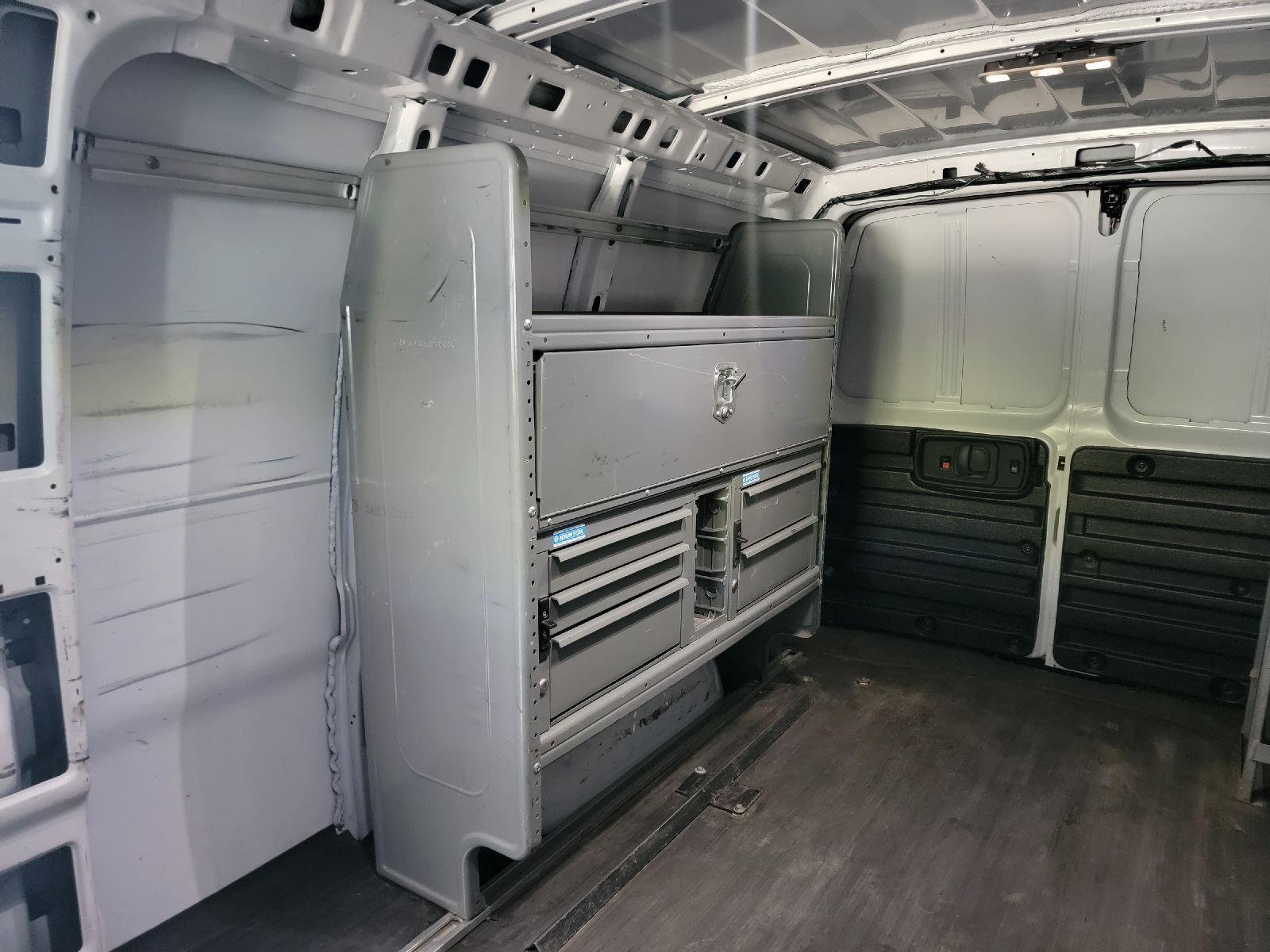 2020 Chevrolet Express Cargo Work Van - Photo 30