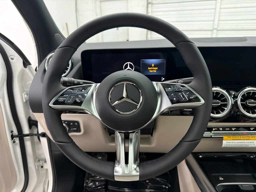 New 2026 Polar White Mercedes-Benz GLA 250 image 49