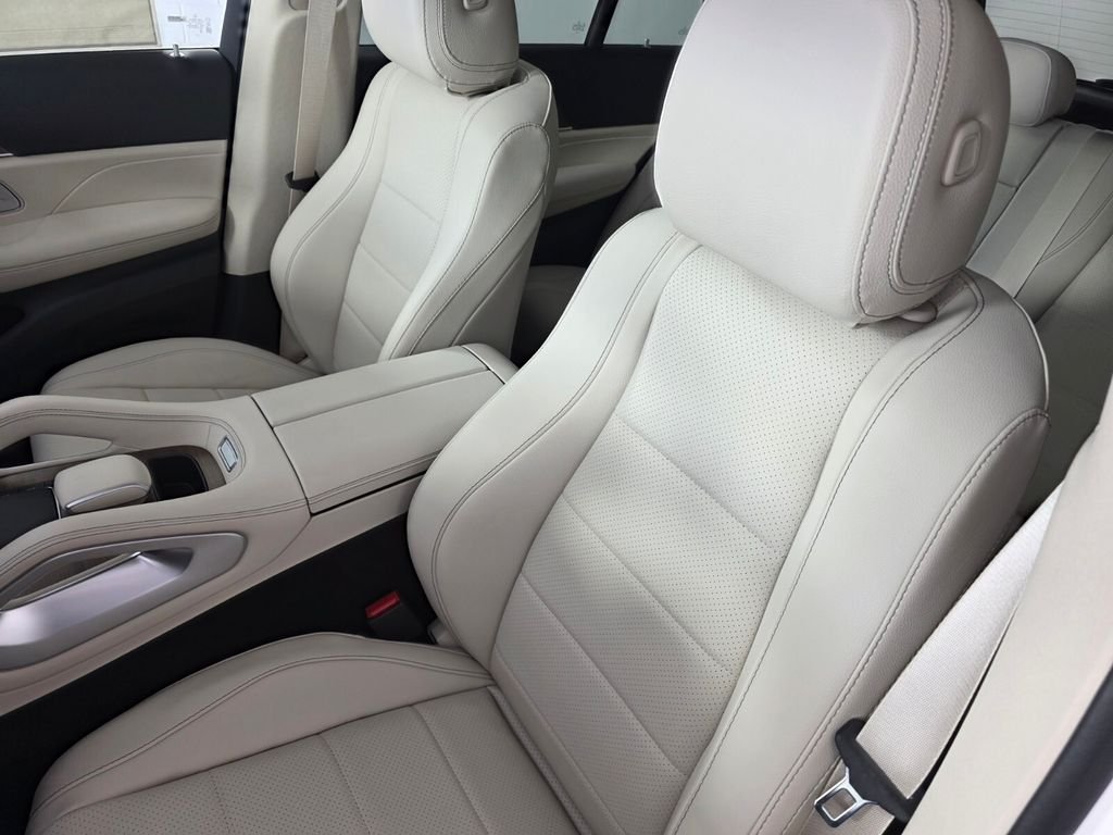 New 2026 Polar White Mercedes-Benz GLE 450 image 8