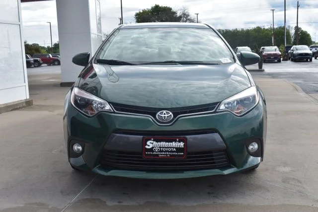 Used 2016 Green Toyota LE Plus image 3