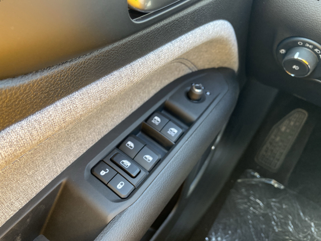 2025 Jeep Compass Latitude - Photo 29