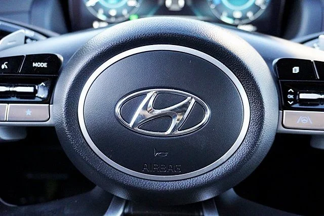 Used 2022 Gray Hyundai Limited image 43