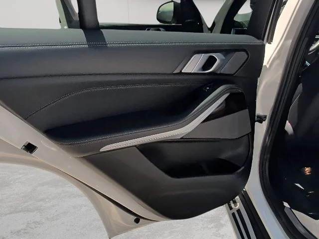 2025 BMW X5 50e - Photo 43