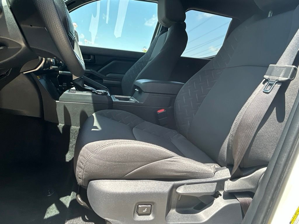 Used 2025 White Toyota SR5 image 8
