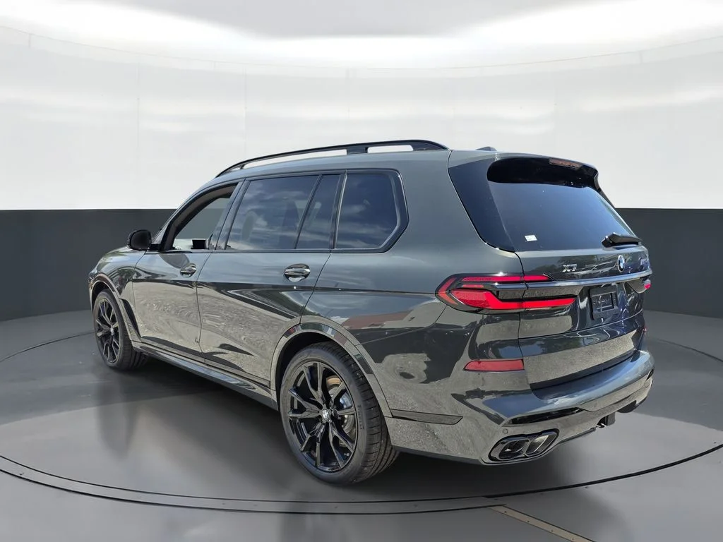 New 2027 Dravit Grey Metallic BMW M60i image 4