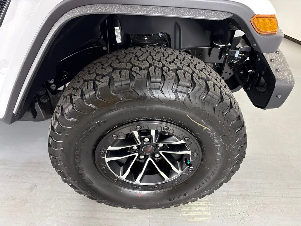 New 2027 White Jeep Rubicon X image 11