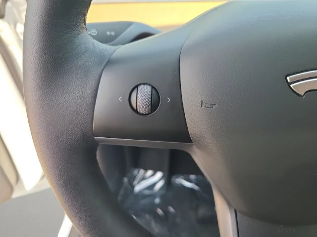 Used 2021 White Tesla Long Range image 26